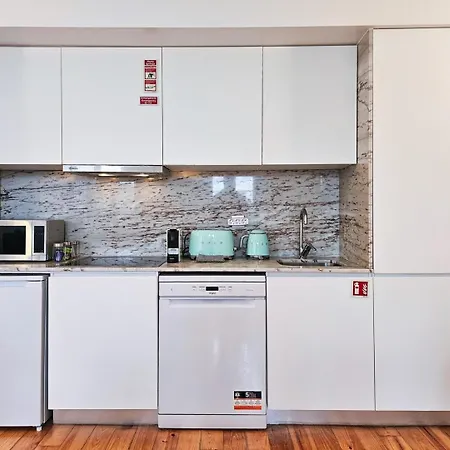 Bright And Cozy Loft In The Center Porto