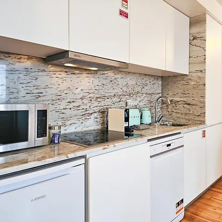 Bright And Cozy Loft In The Center Πόρτο