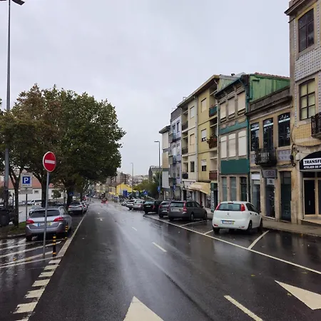 Bright And Cozy Loft In The Center Daire Porto