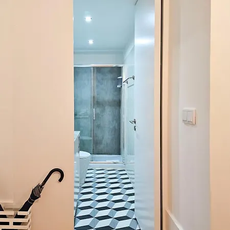 Bright And Cozy Loft In The Center Πόρτο