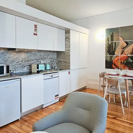 Bright And Cozy Loft In The Center Lejlighed