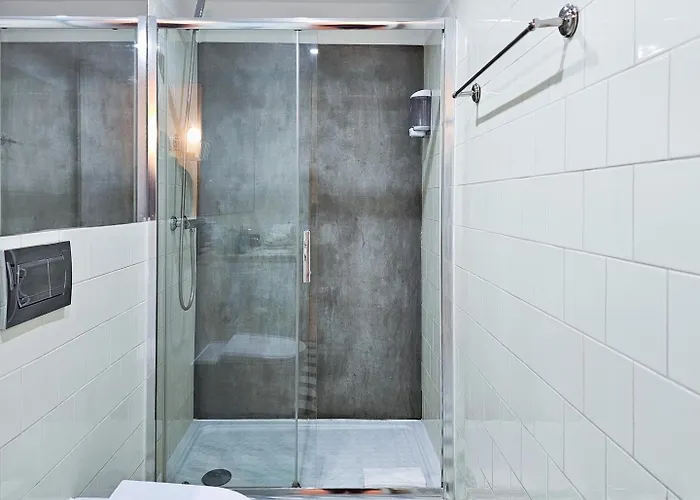 דירה Bright And Cozy Loft In The Center *