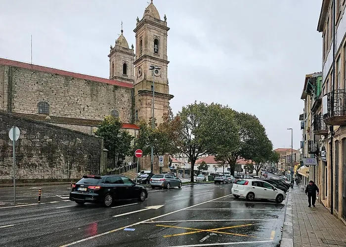 Bright And Cozy Loft In The Center