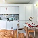 Διαμέρισμα Bright And Cozy Loft In The Center *