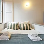 Διαμέρισμα Bright And Cozy Loft In The Center *